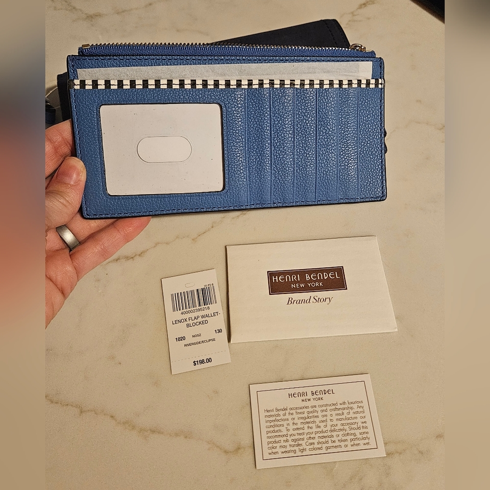 NWT HENRI BENDEL WALLET WITH STRAP - Picture 2 of 10